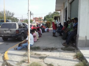 Zafarrancho entre taxistas y urbaneros por la disputa de pasaje (3)