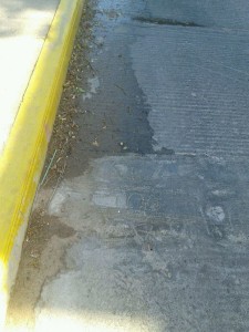 Drenaje recién terminado en barrio nuevo