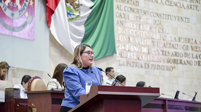 Lucha y amor a la patria