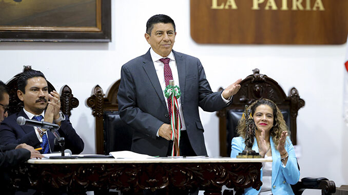 Constuir Constitucion Intercultural