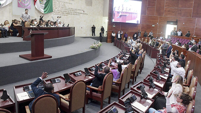 Aprueban decreto
