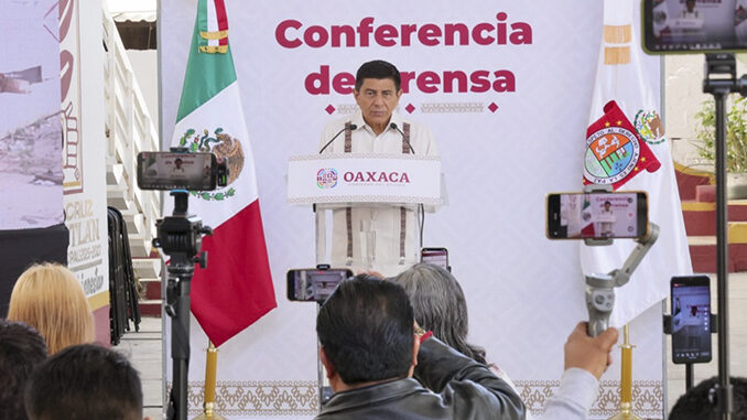 Ratifica salomon resopaldo a presidenta